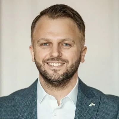 Dr. Ardian Retkoceri - SBS Swiss Business School, Switzerland | LIAC 2021 Speaker Dr. Ardian Retkoceri, SBS Swiss Business School, Switzerland
