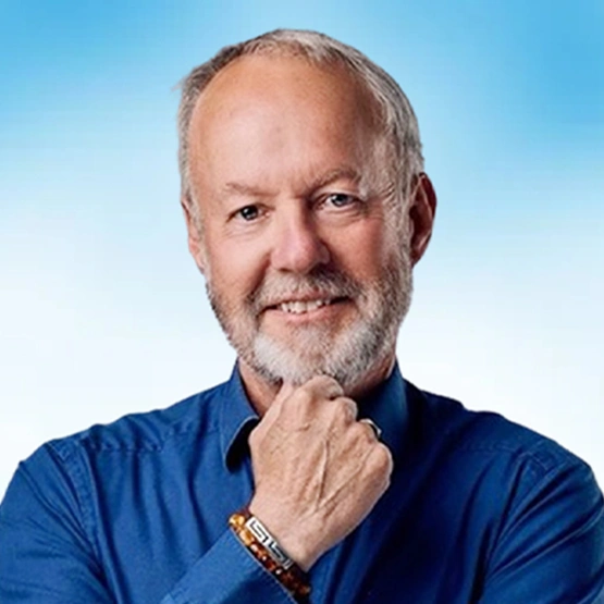 Graham Scott, Media and Communication Expert